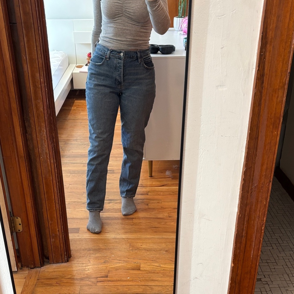 Old Navy High Rise Slouchy Straight Jeans